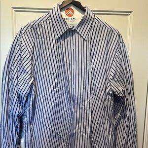 Tommy Hilfiger Men's Blue Striped Shirt